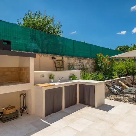 Nona Nina Villa Porec