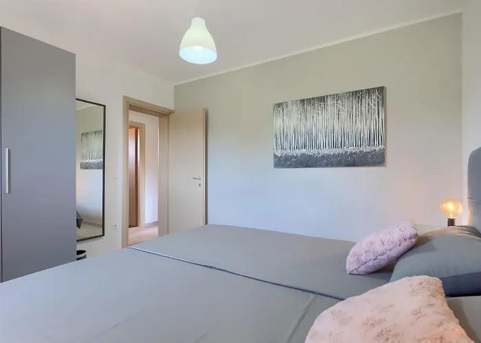 فيلة Nona Nina *